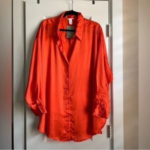 New H&M orange button down 💞